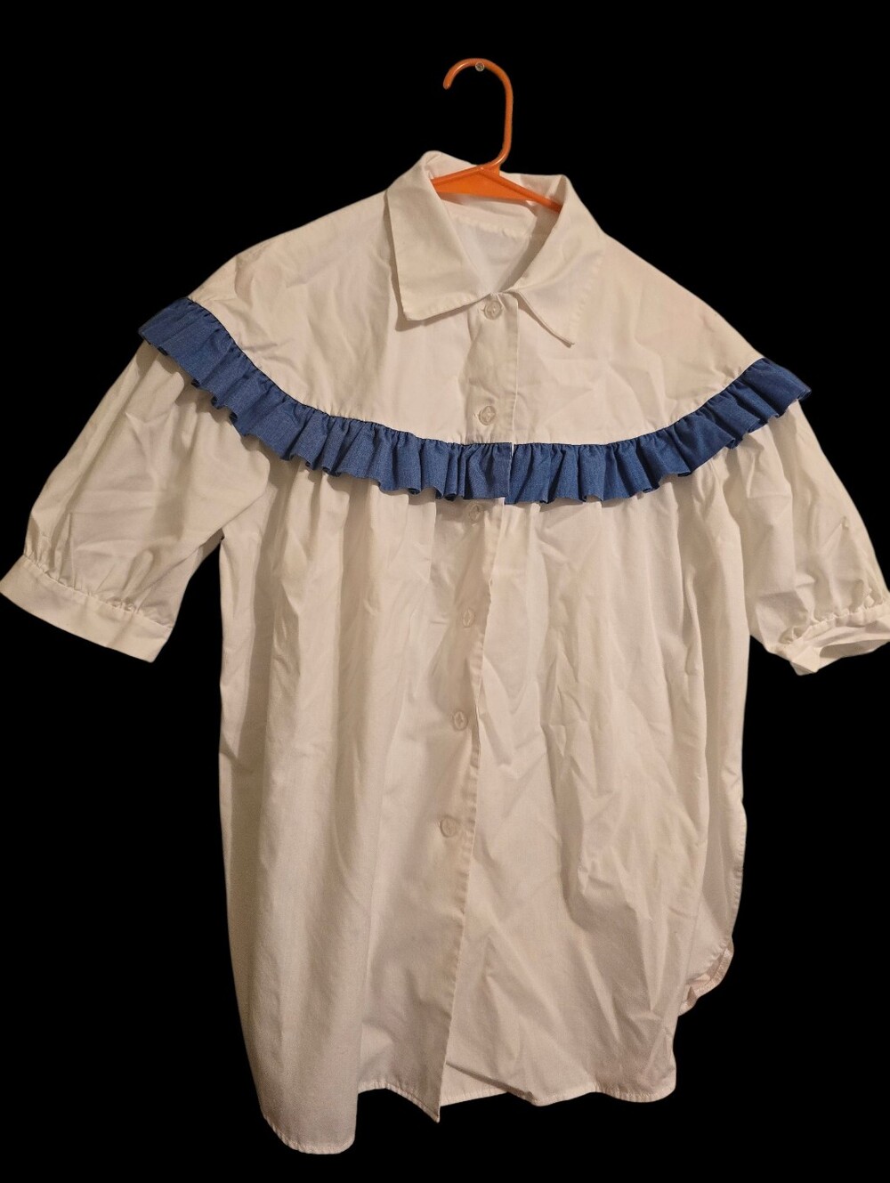 🔥CLEAROUT ADD 3 FIRE LISTINGS FOR 50% OFF🔥Vintage | White Blue Ruffle Blouse